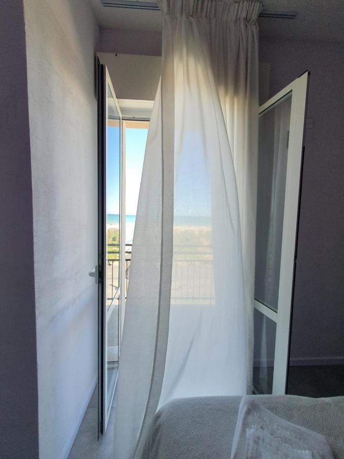 Hotel Crosal Rimini Luaran gambar
