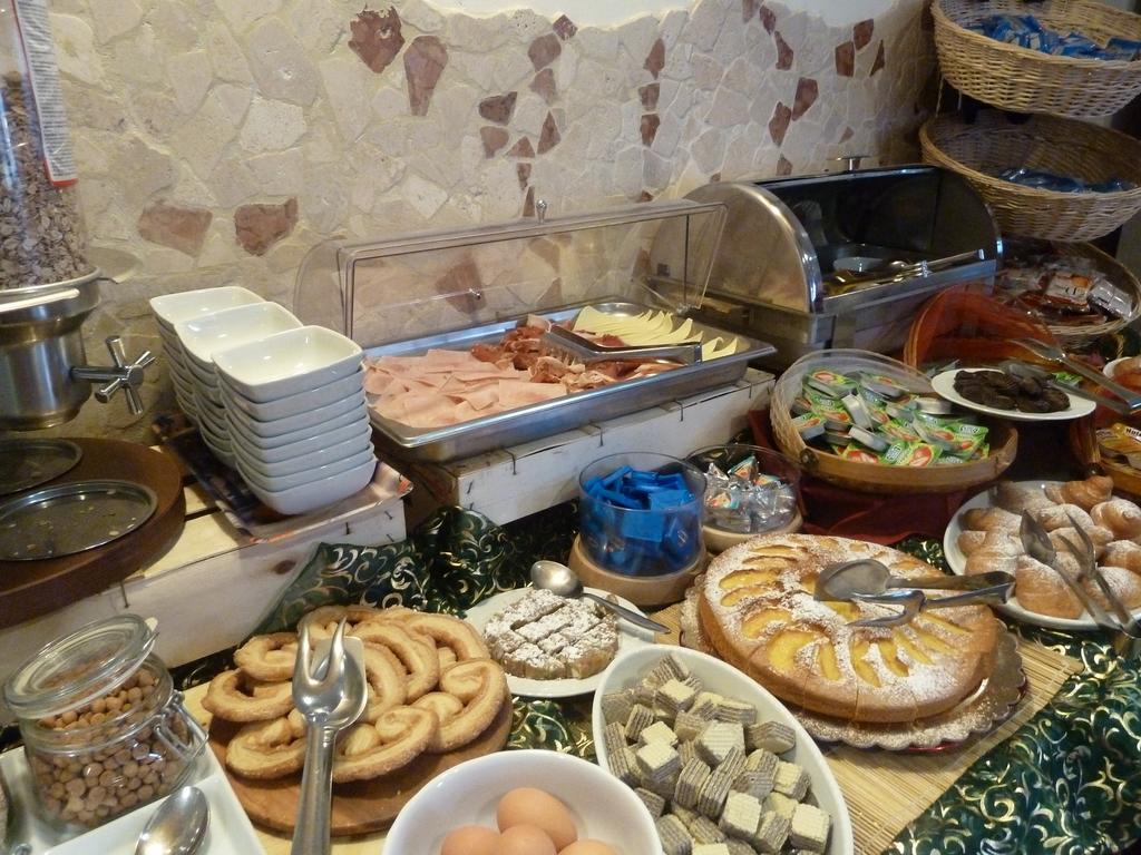 Hotel Crosal Rimini Luaran gambar