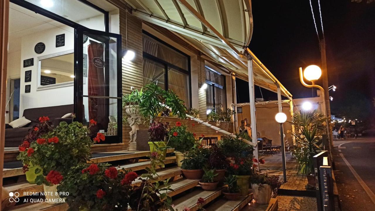 Hotel Crosal Rimini Luaran gambar