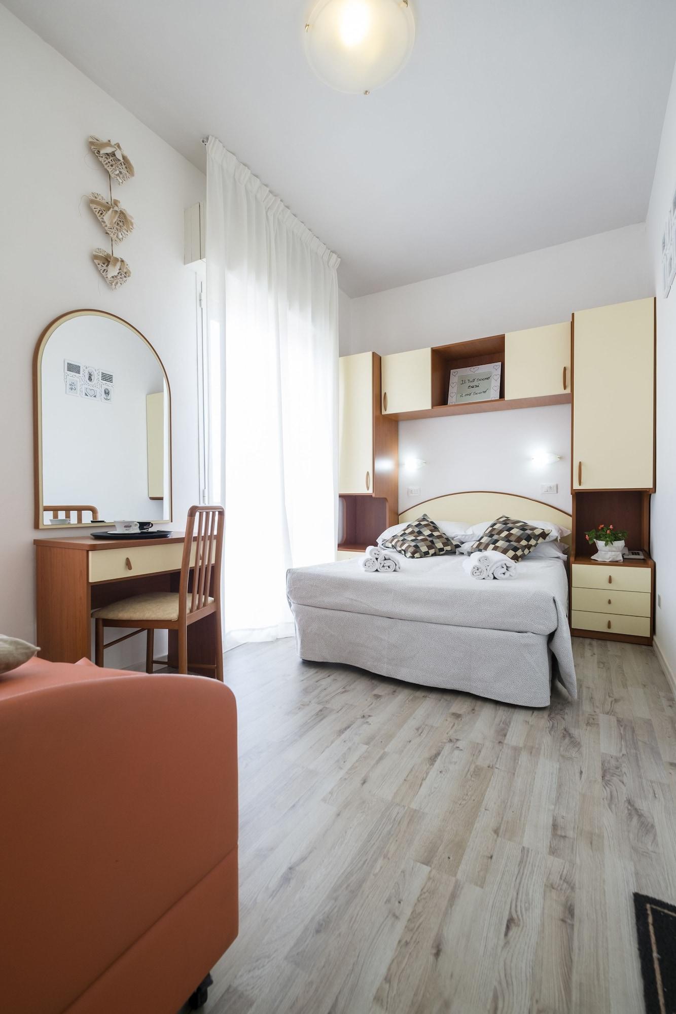 Hotel Crosal Rimini Luaran gambar